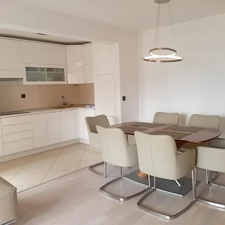 Apartment Sunny Jakovina 1 *