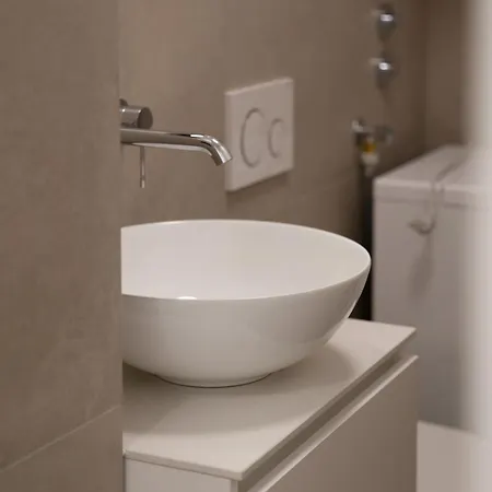 Apartman Sunny Jakovina 1 *