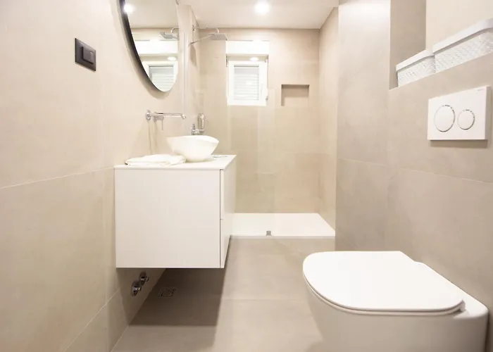 Sunny Jakovina 1 Apartment