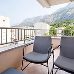 Apartment Sunny Jakovina 1 Makarska